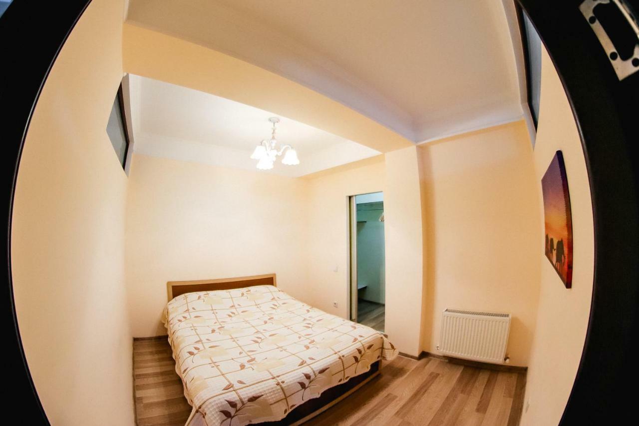 Center Of Chisinau I Close To Stefan Cel Mare Street I Lev Tolstoi Luaran gambar